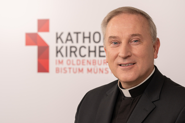 Foto: Offizialat Vechta / Johannes Hörnemann Portrait Weihbischof Theising