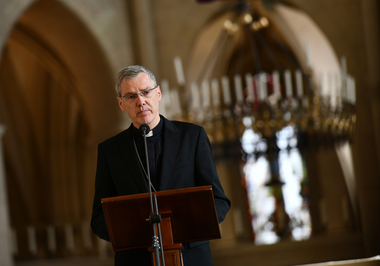 Bischof Dr. Heiner Wilmer während der Einführungsrede im St. Paulus Dom